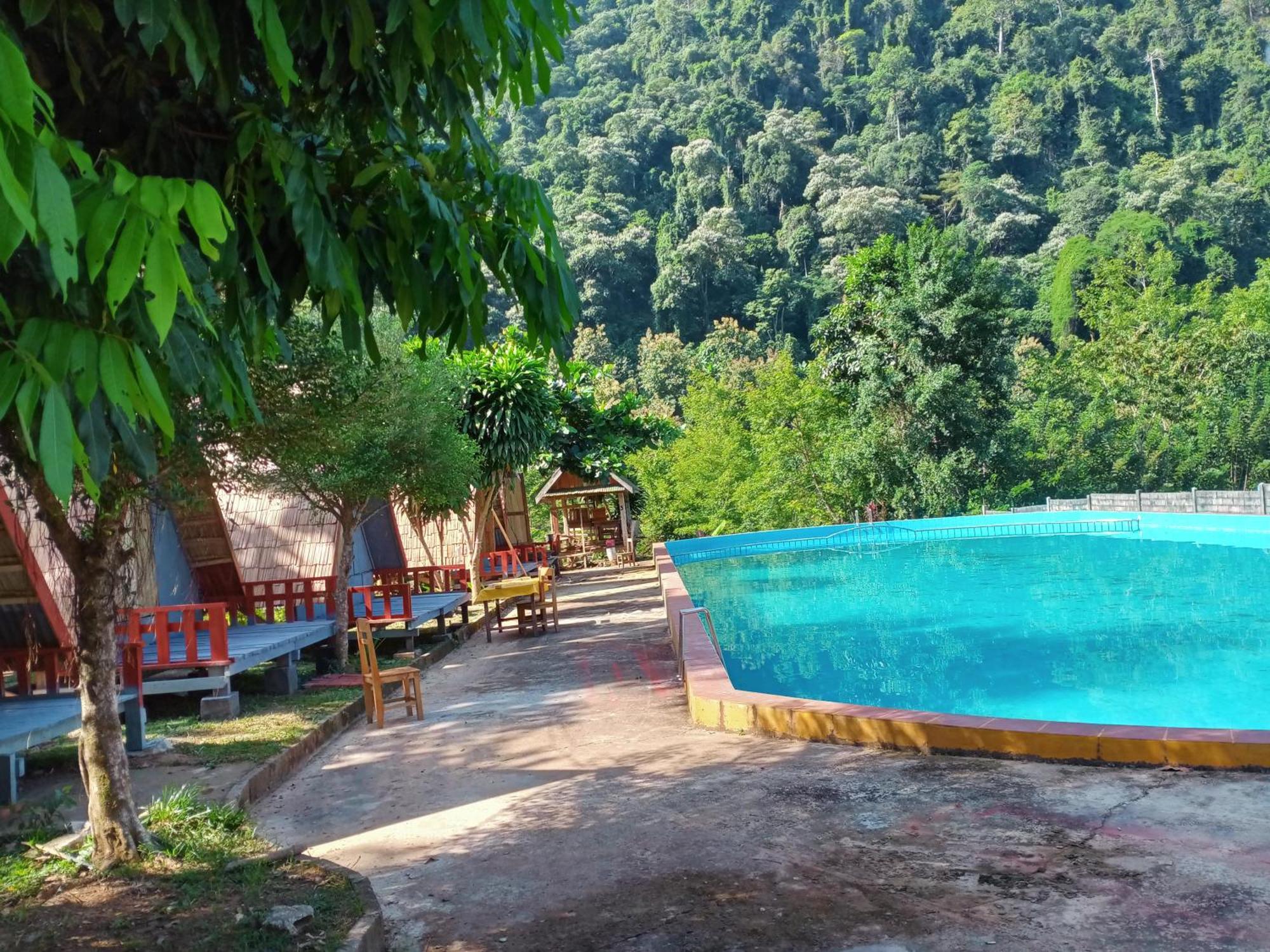 Nongkhiaw Campingsite Swimming Pool Hotel Ban Phathok ภายนอก รูปภาพ