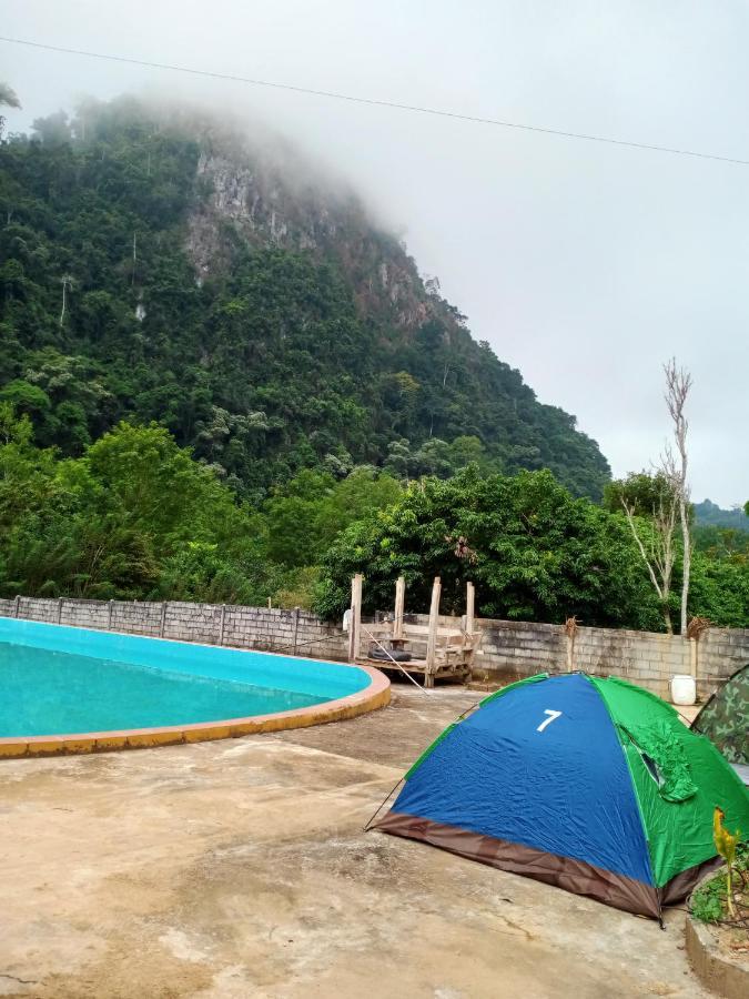 Nongkhiaw Campingsite Swimming Pool Hotel Ban Phathok ภายนอก รูปภาพ