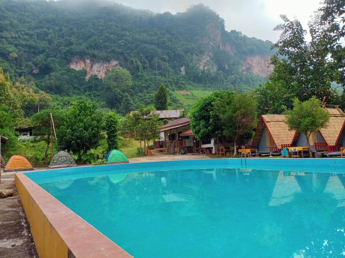 Nongkhiaw Campingsite Swimming Pool Hotel Ban Phathok ภายนอก รูปภาพ